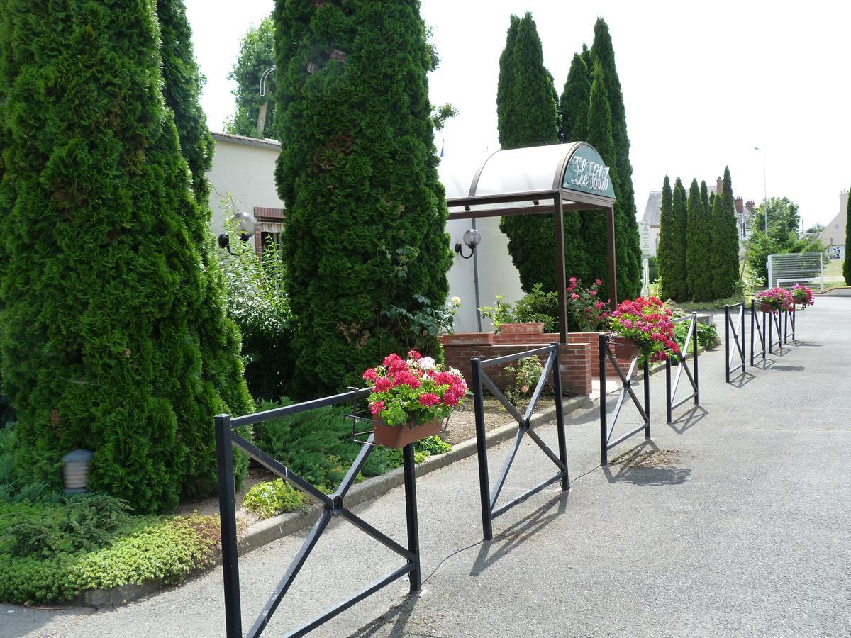 Hostellerie Du Chateau Saint-Pere-sur-Loire Екстериор снимка